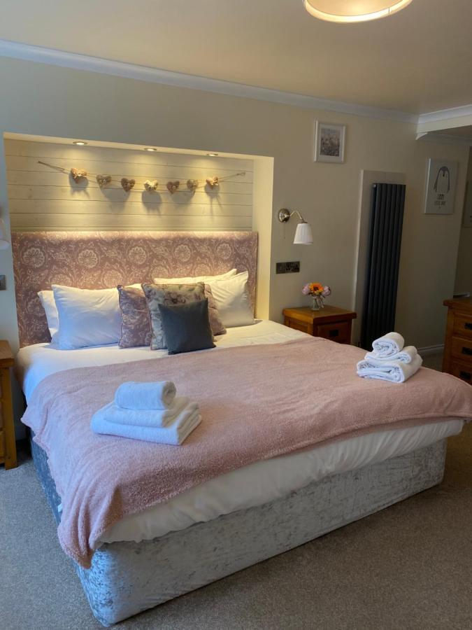 Black Bull Inn, 3*
