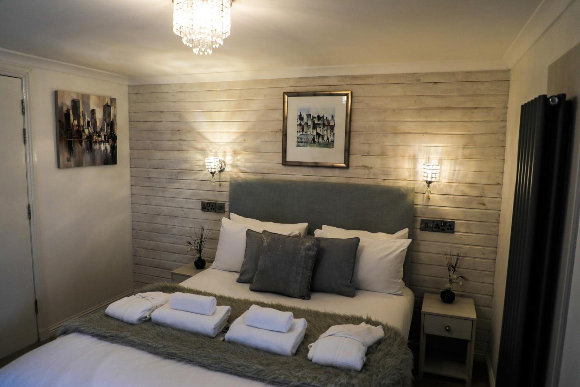 Black Bull Inn, Estalagem 3*