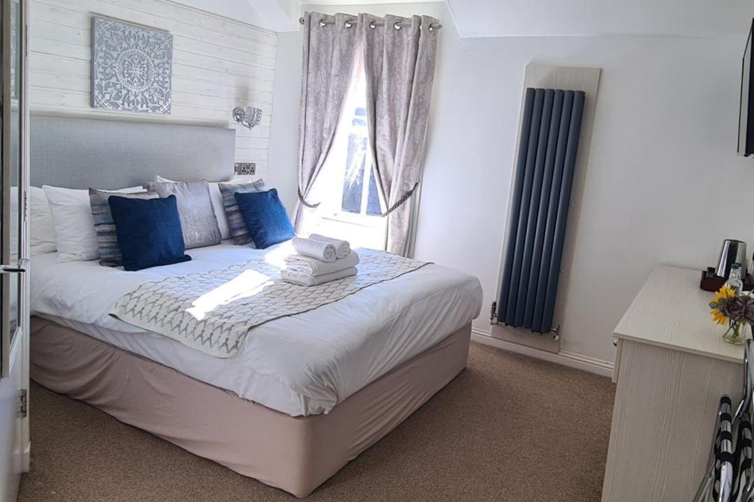 Black Bull Inn, 3* Moffat